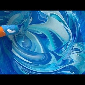 Meet your Posher, Lily